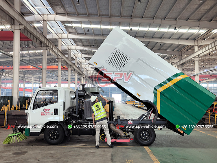 BV Team Testing JMC Vacuum Truck in SPV Factory